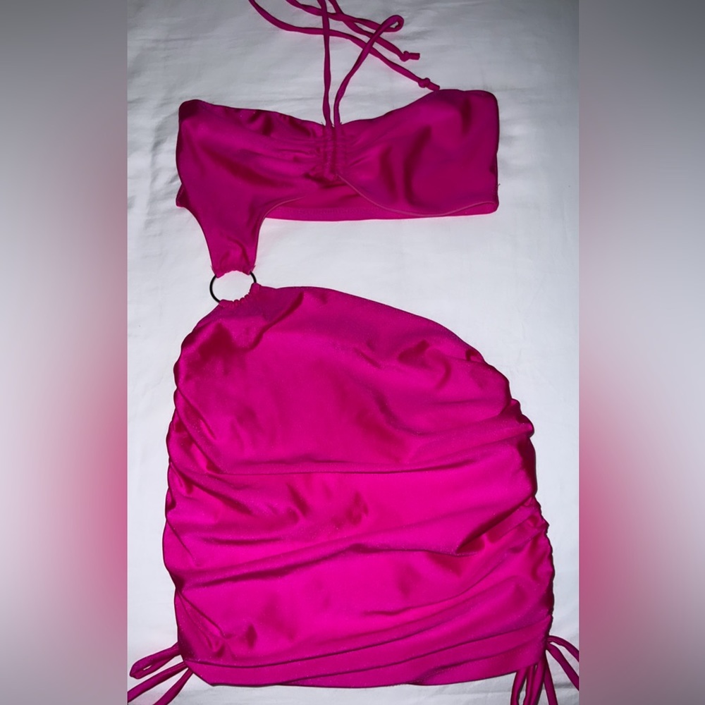 Fashion nova pink dress Small.